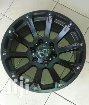 Alloy Rims Set Size 18 Inch 6 Holes Brand New.