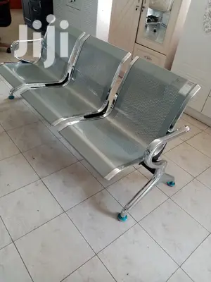 Linked Waiting Chair