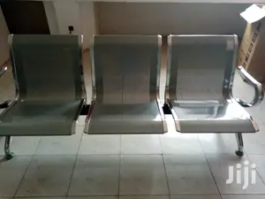 Linked Waiting Bench