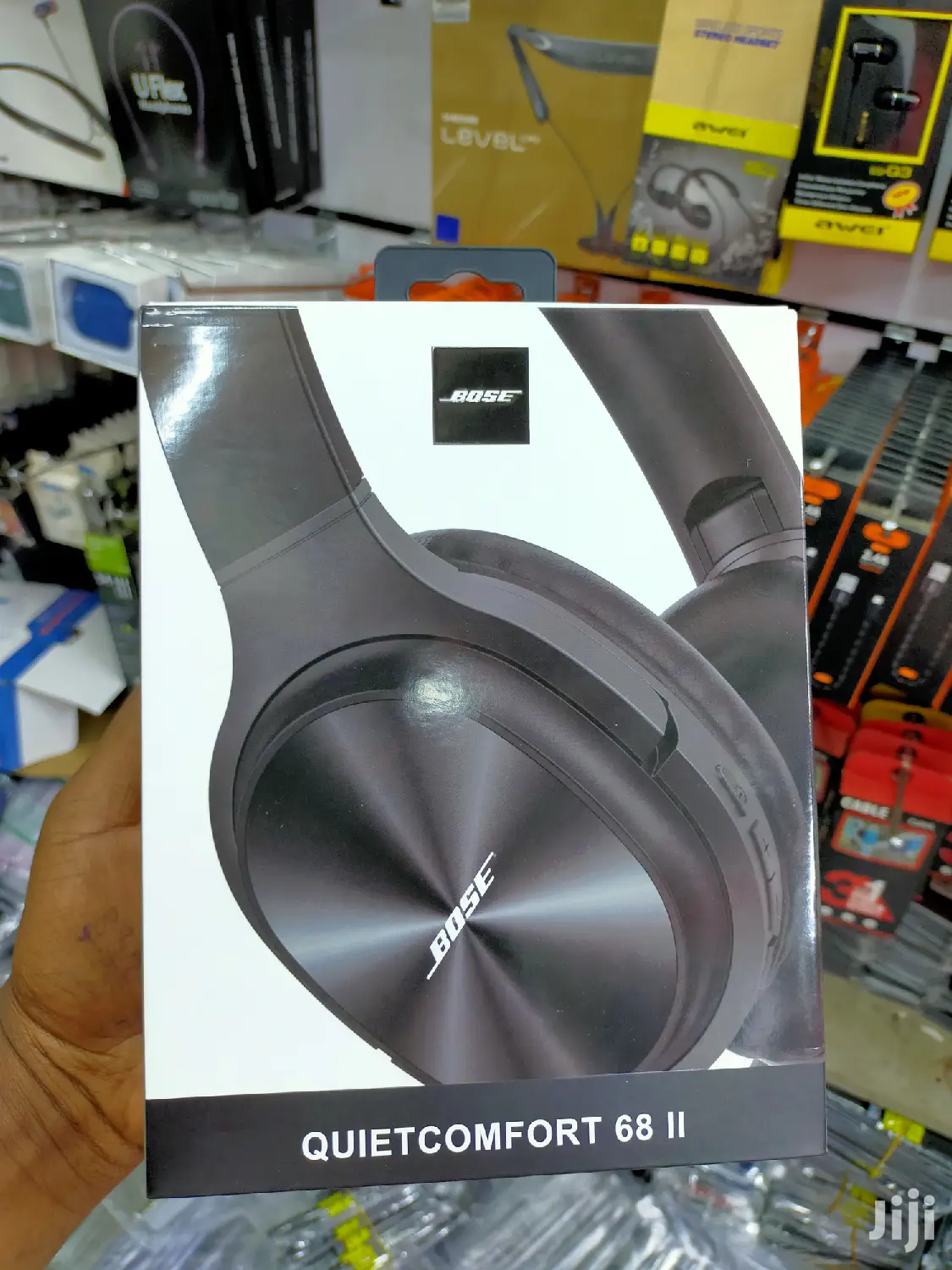 Quiet Comfort Headphones-new