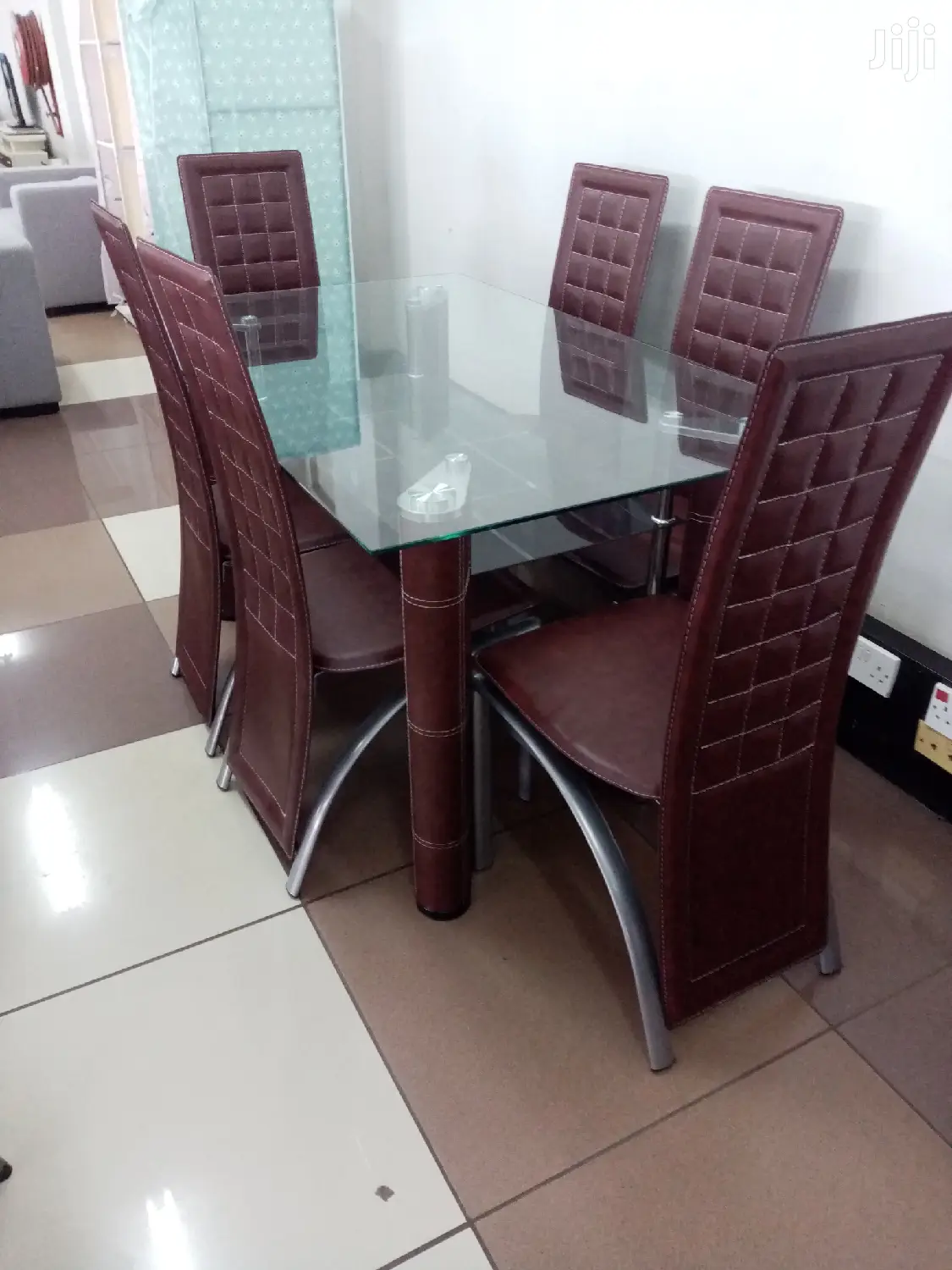 Elegant Brown 6 Seater Dining Table