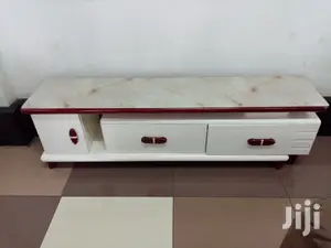 Extendable TV Stand