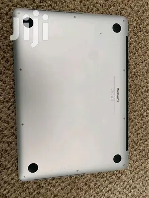 Laptop Apple MacBook Pro 8GB Intel Core I5 SSD 256GB
