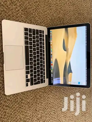 Laptop Apple MacBook Pro 8GB Intel Core I5 SSD 256GB