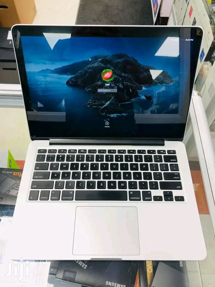 Laptop Apple MacBook Pro 8GB Intel Core I5 SSD 256GB