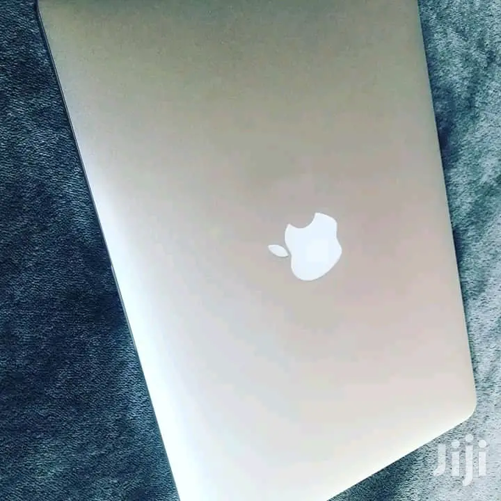Laptop Apple MacBook Pro 8GB Intel Core I5 SSD 128GB