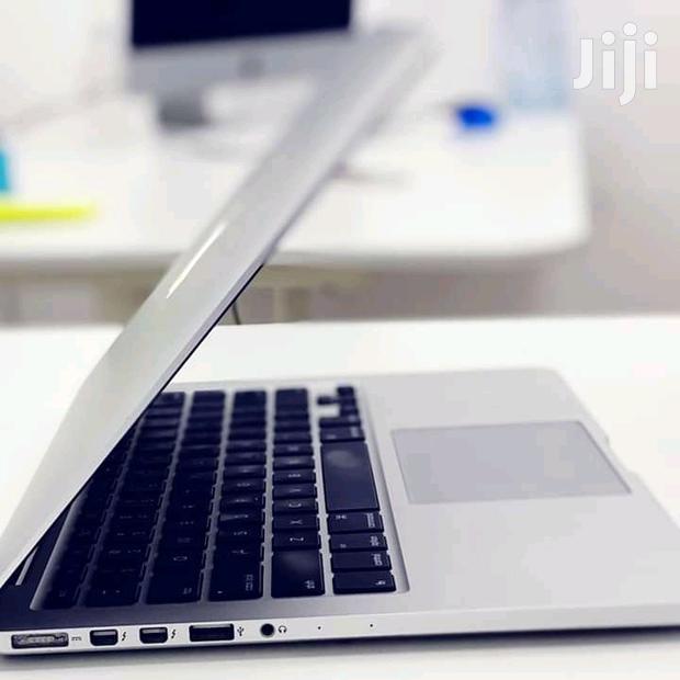 Laptop Apple MacBook Pro 8GB Intel Core I5 SSD 256GB - main view