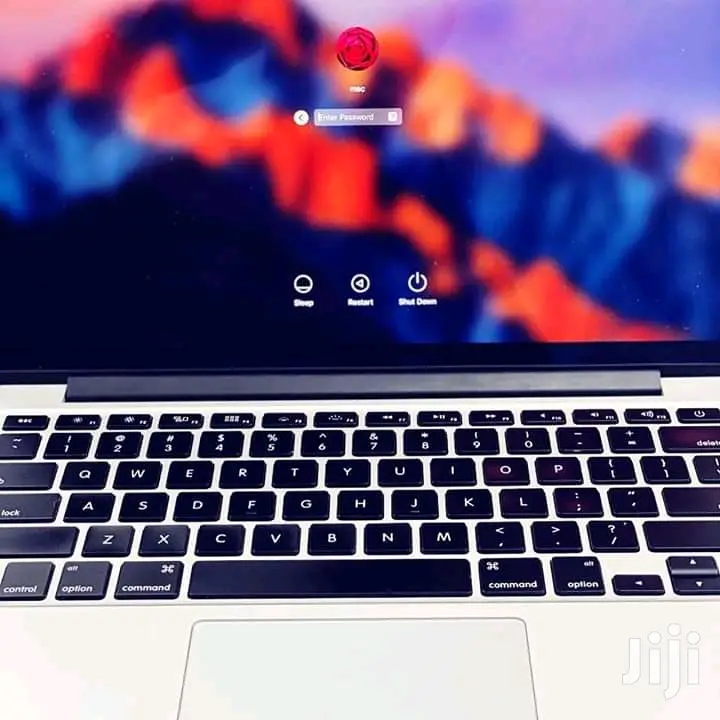 Laptop Apple MacBook Pro 8GB Intel Core I5 SSD 256GB