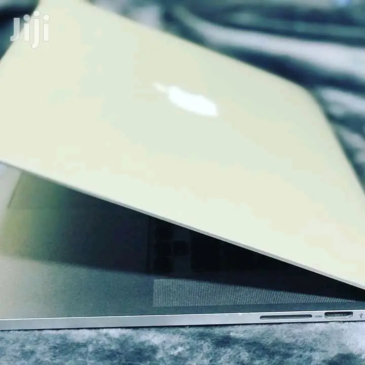 Laptop Apple MacBook Pro 8GB Intel Core i5 SSD 128GB