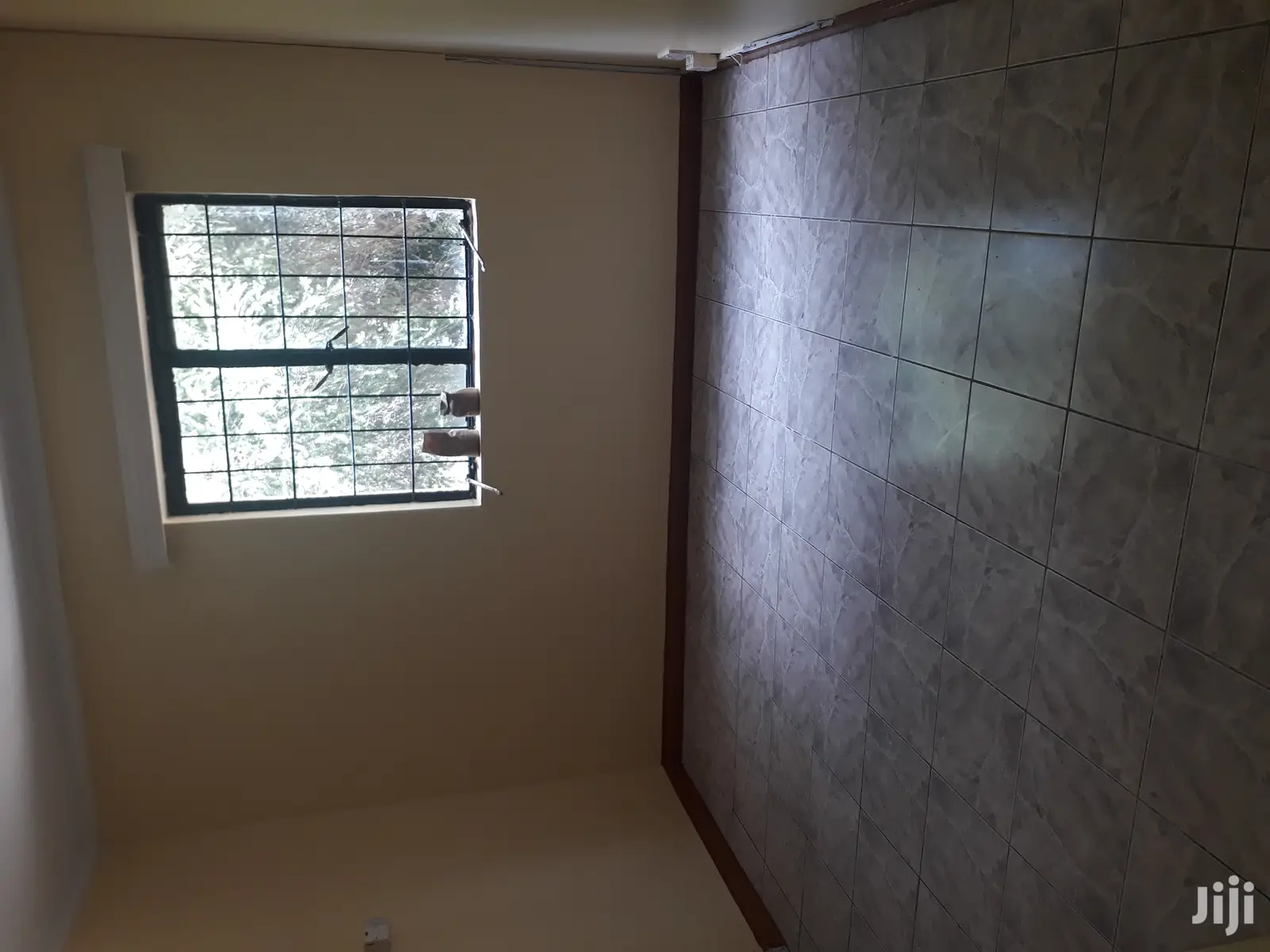 Parklands 3 Bedroom Old Type For Rent