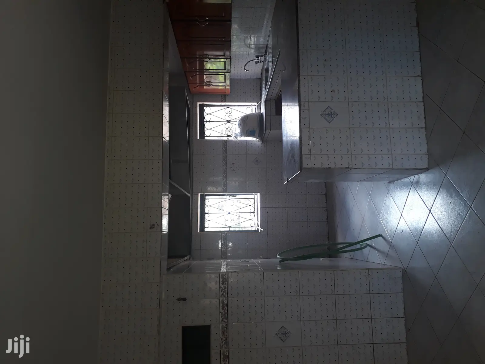 Parklands 3 Bedroom Old Type For Rent