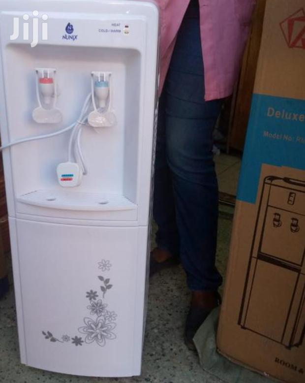 High Quality Hot and Cold Water Dispenser