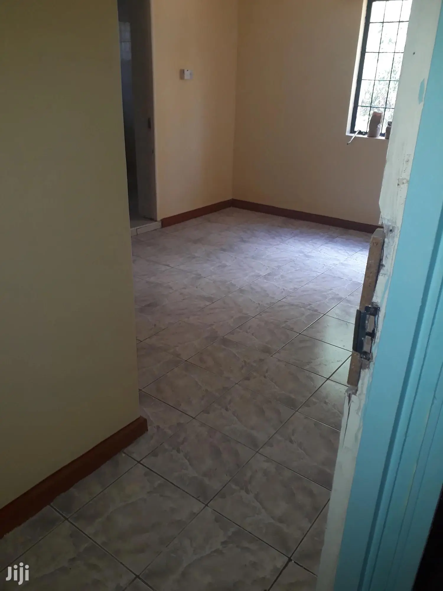 Parklands 3 Bedroom Old Type For Rent