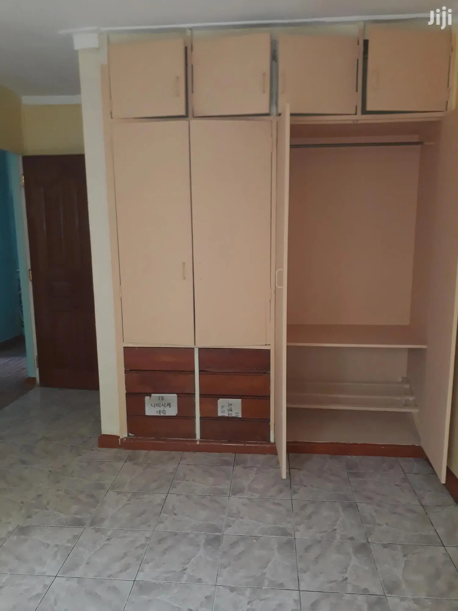 Parklands 3 Bedroom Old Type For Rent