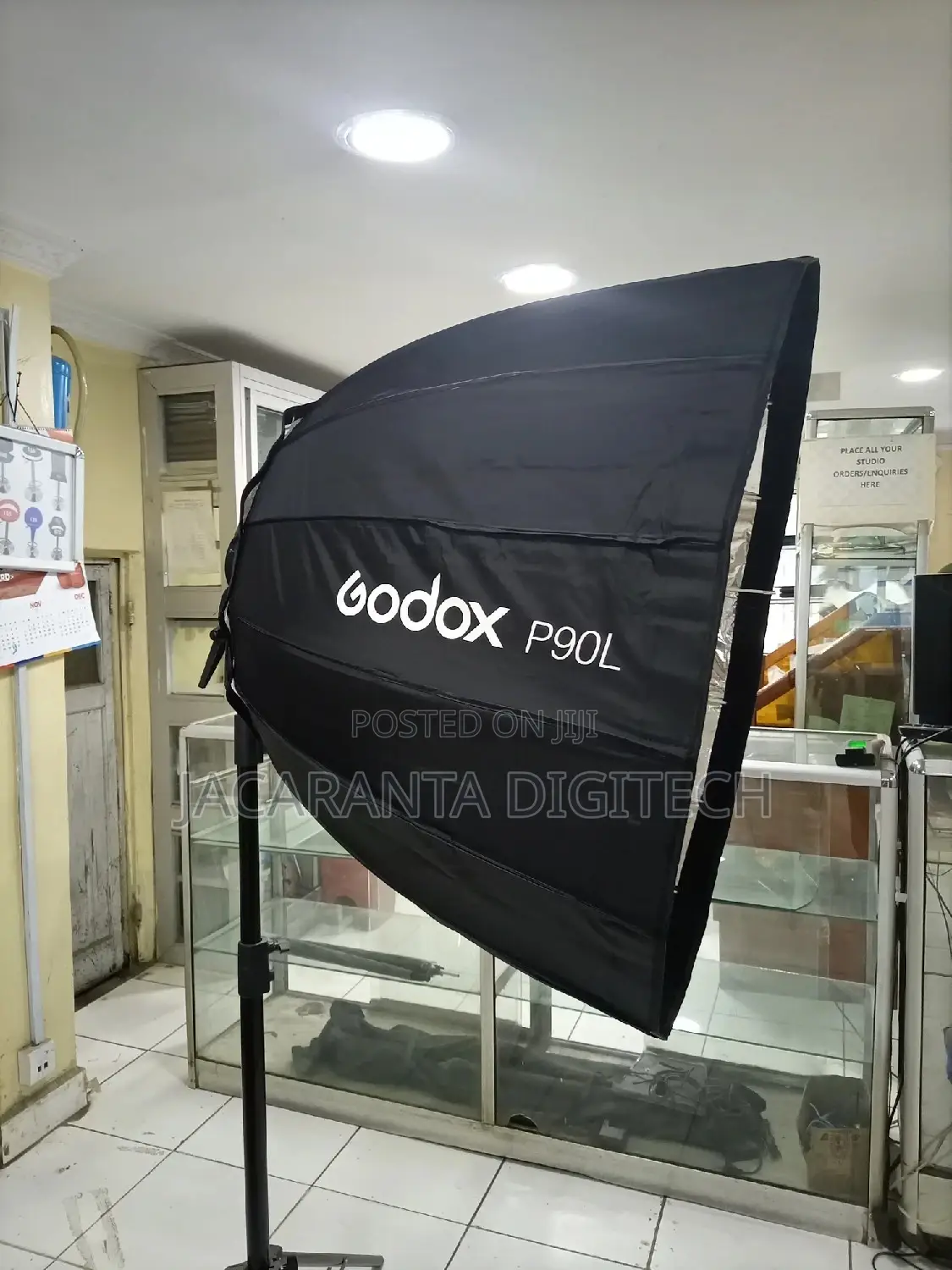 Godox P90L Parabolic Softbox With Bowens Mounting (35.4"