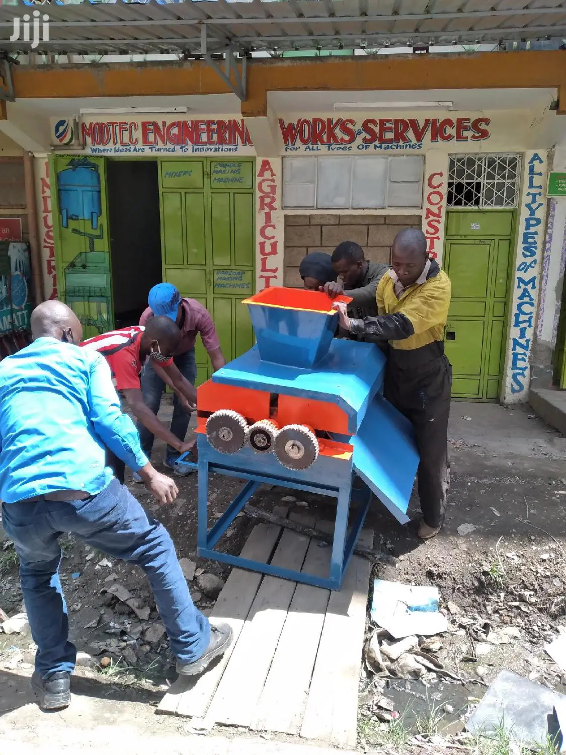 Modtec: Soap Roller Mill Machine.