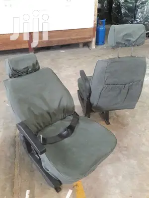 Loose Covers in Canvas