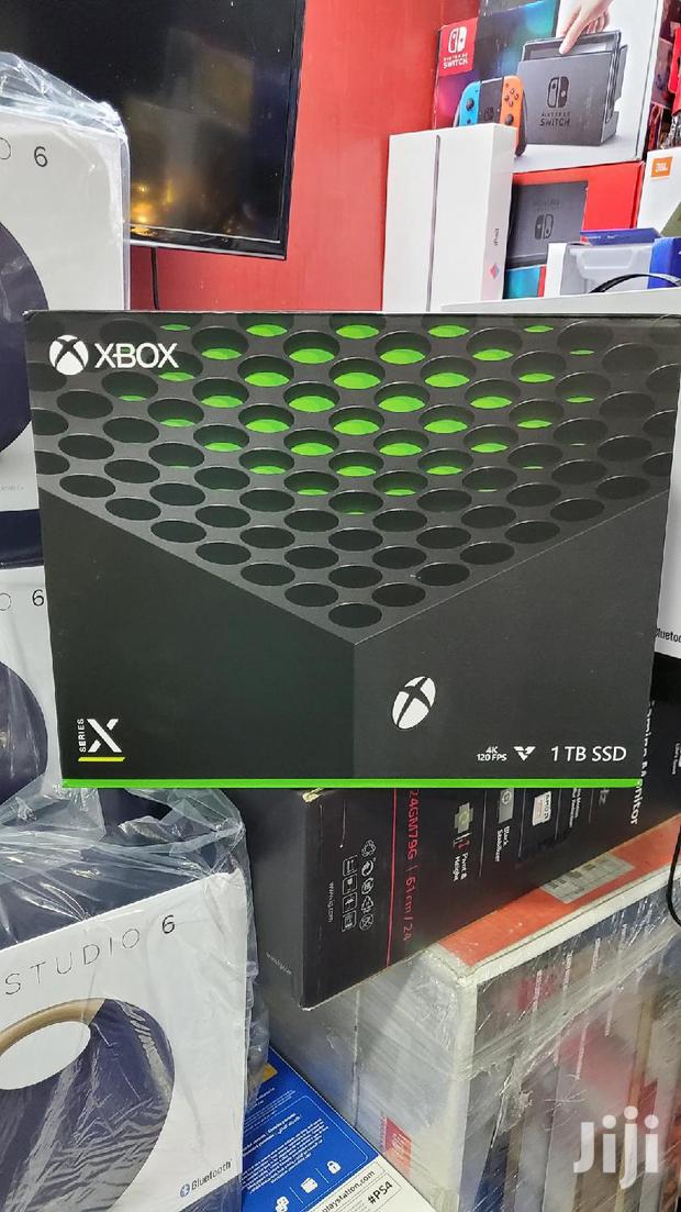 Xbox Series X 1tb New - main view