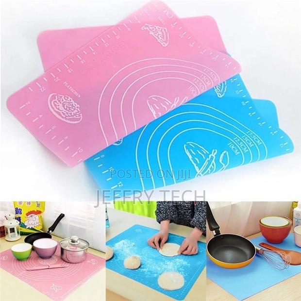 Silicon Kneading Mat - main view