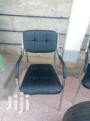 Salon Waiting Chair - thumbnail 2