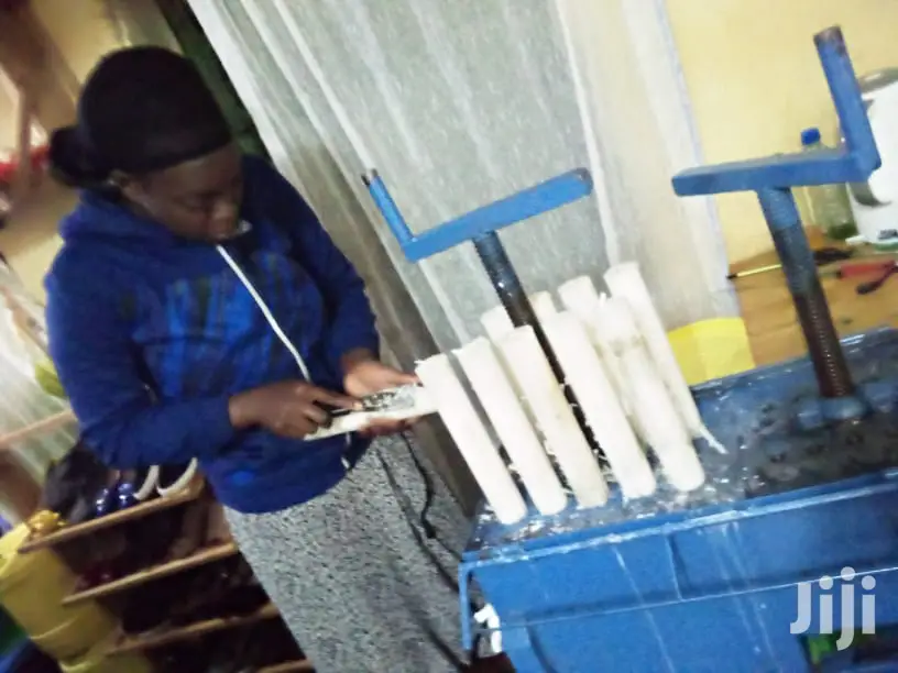 Modtec: Alter Candle Machines