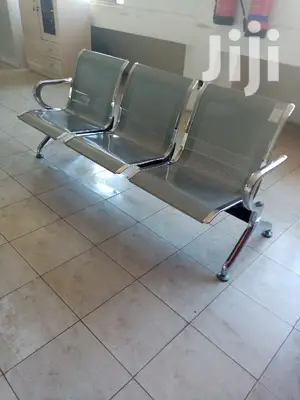 Ideal Waiting Bench