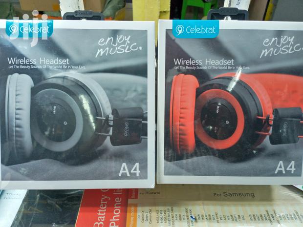 Celebrat A4 Wireless Headset.