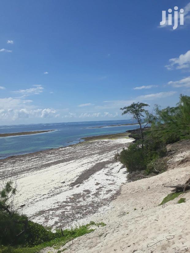 For Sale 4 and a Half Beach Land Malindi - thumbnail 8