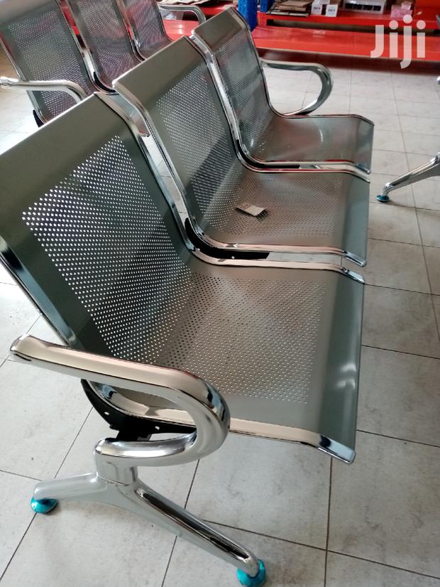 Non Padded Linked Waiting Chair