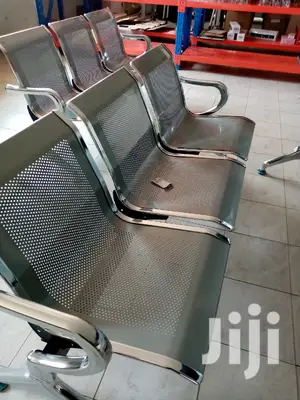Non Padded Waiting Chair