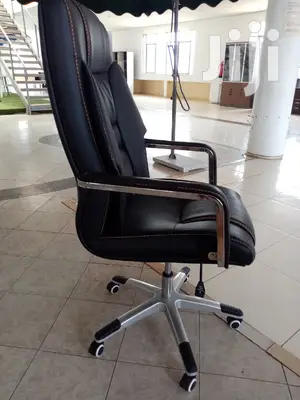 Exclusive Office Seat