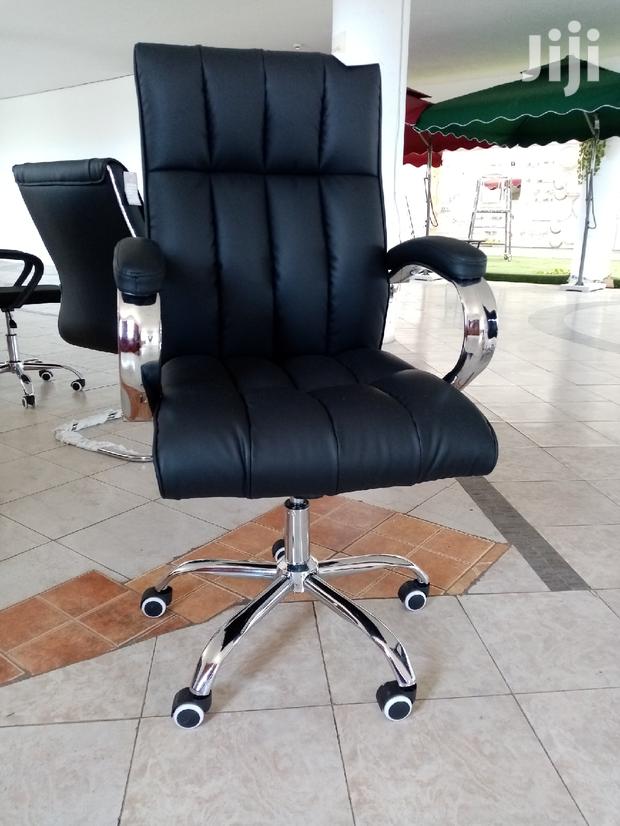 Executive Office Seat