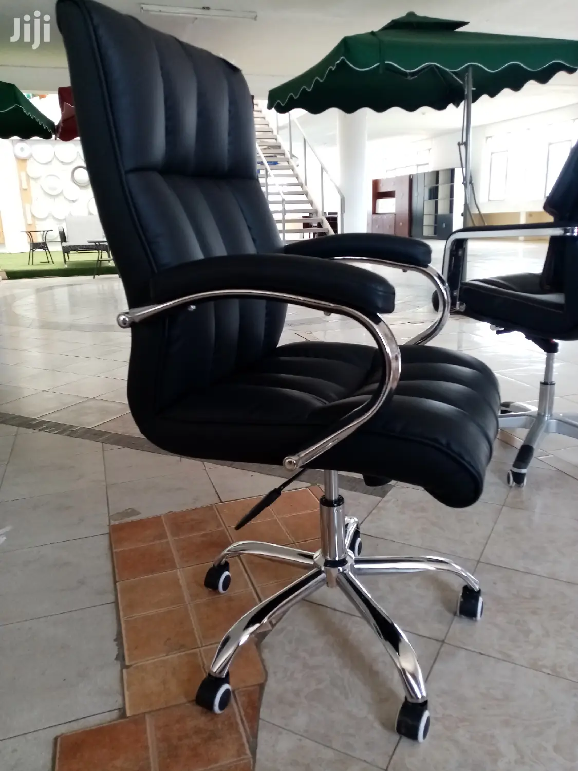 Elegant Office Chair