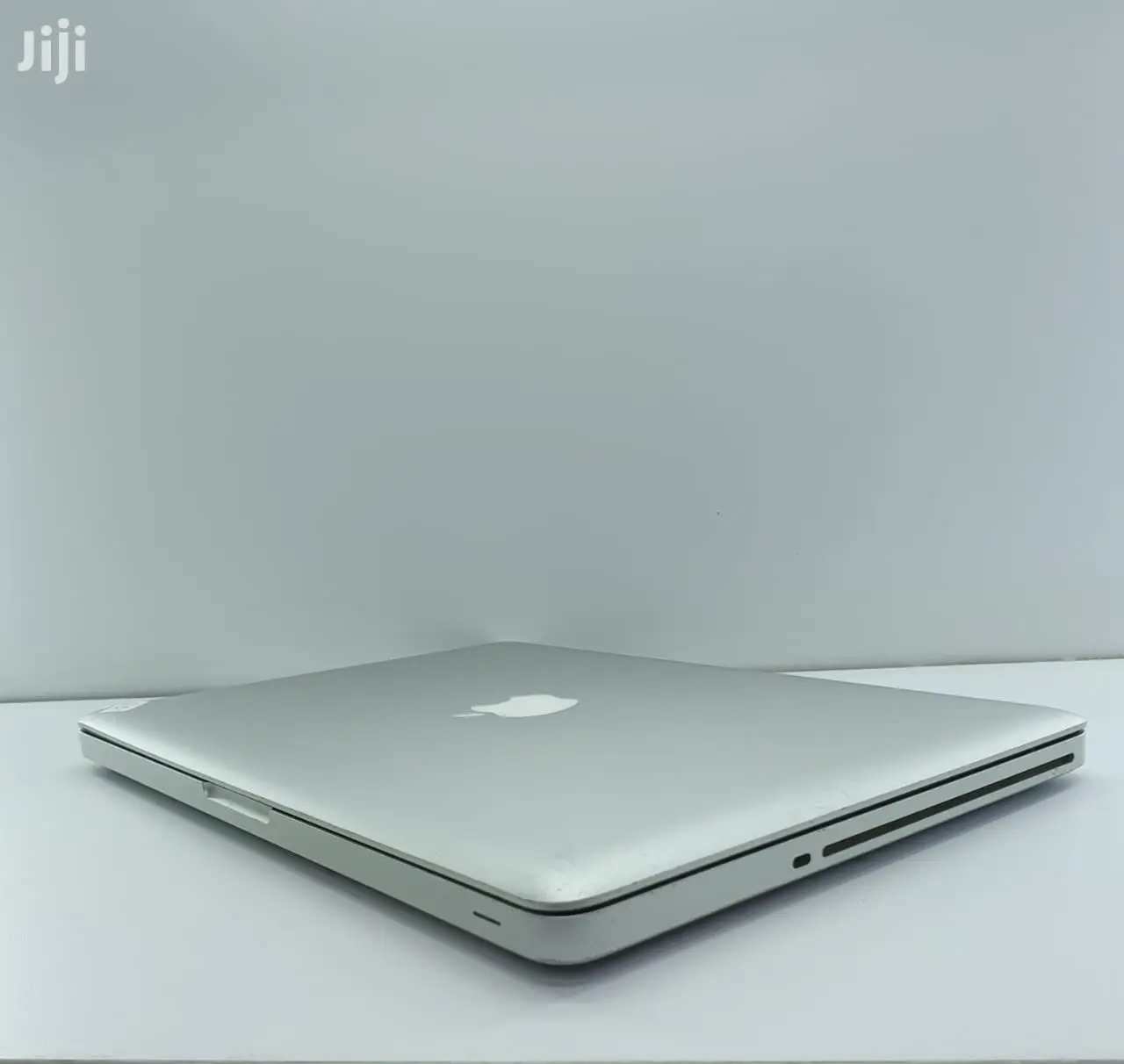 Laptop Apple MacBook Pro 4GB Intel Core I5 HDD 500GB