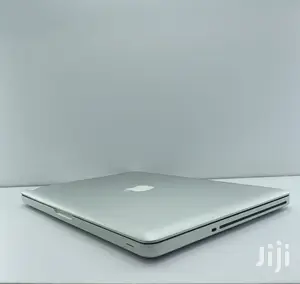 Laptop Apple MacBook Pro 4GB Intel Core I5 HDD 500GB