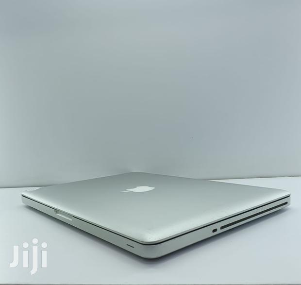Laptop Apple MacBook Pro 4GB Intel Core I5 HDD 500GB - thumbnail 3