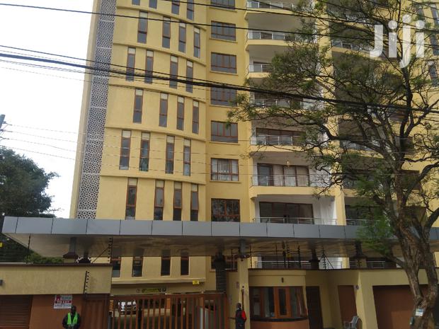 Luxurious 3bedroomed Apartment's With Dsq 4SALE