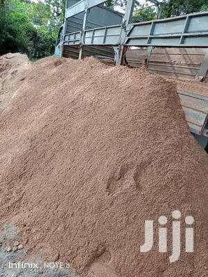 Kajiando Rivers White/Brown Sand