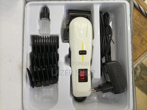 Rechargeable Shaver Gemei - main view