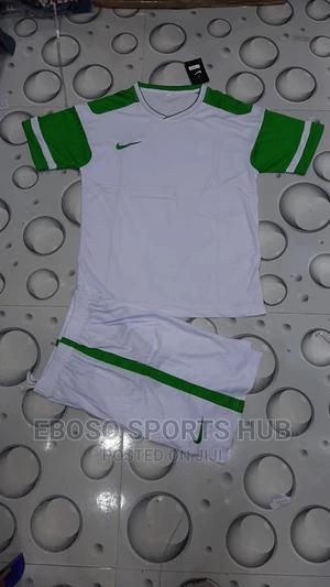 Latest Football Kit - thumbnail 2