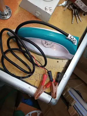 DC Iron Box