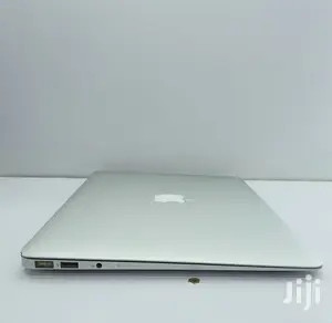 Laptop Apple MacBook Air 4GB Intel Core 2 Duo SSD 128GB