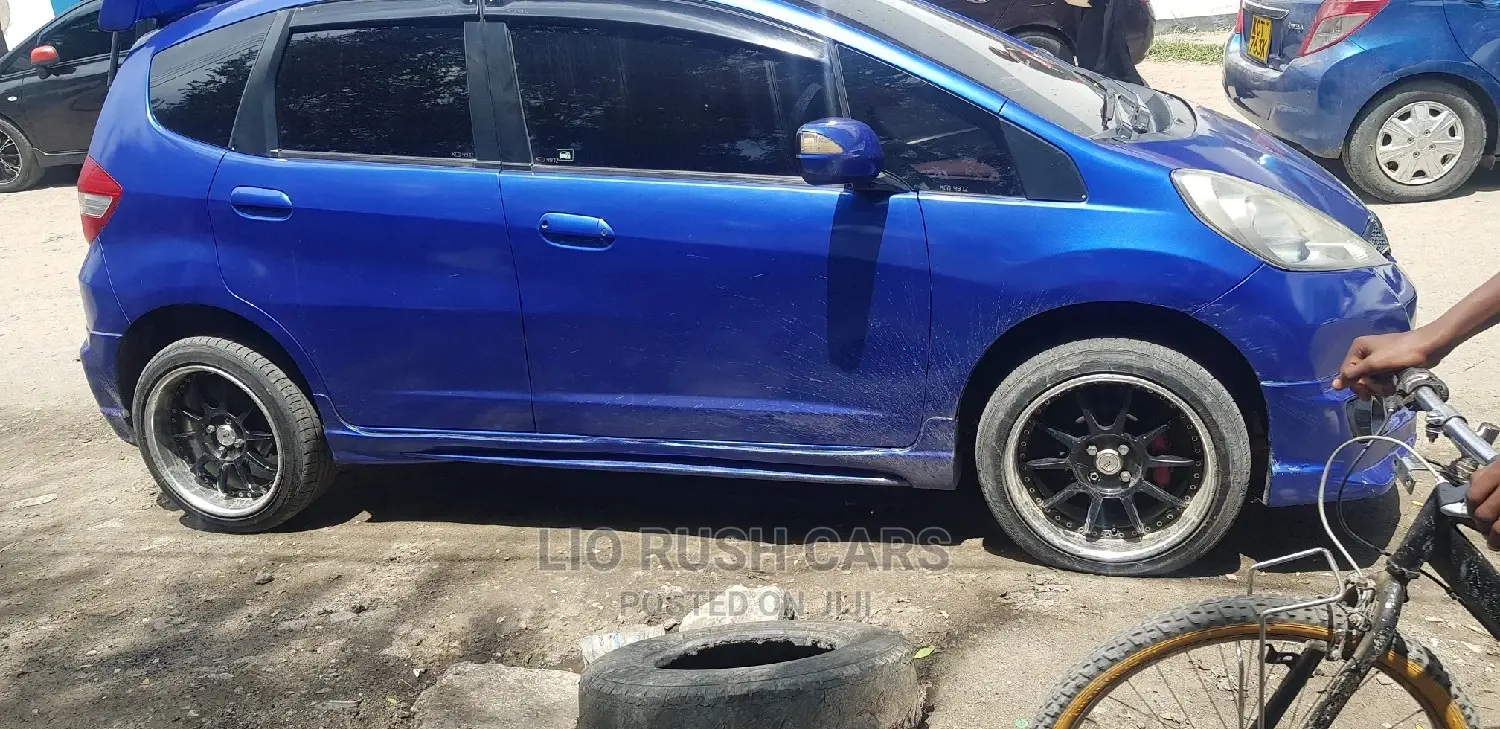 Honda Fit 2011 Blue