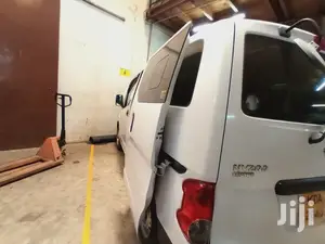 MV200 Seats