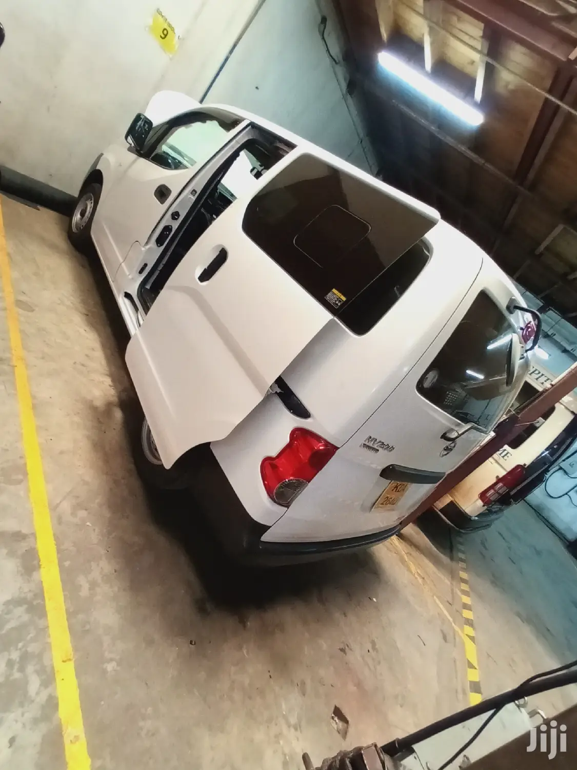 MV200 Seats