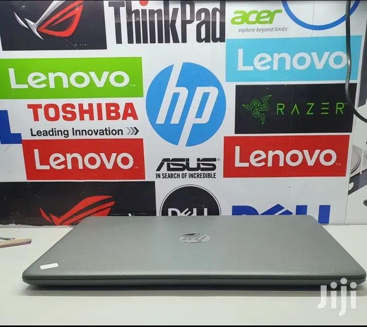 New Laptop HP 15-F272wm 4GB Intel Core I3 HDD 500GB