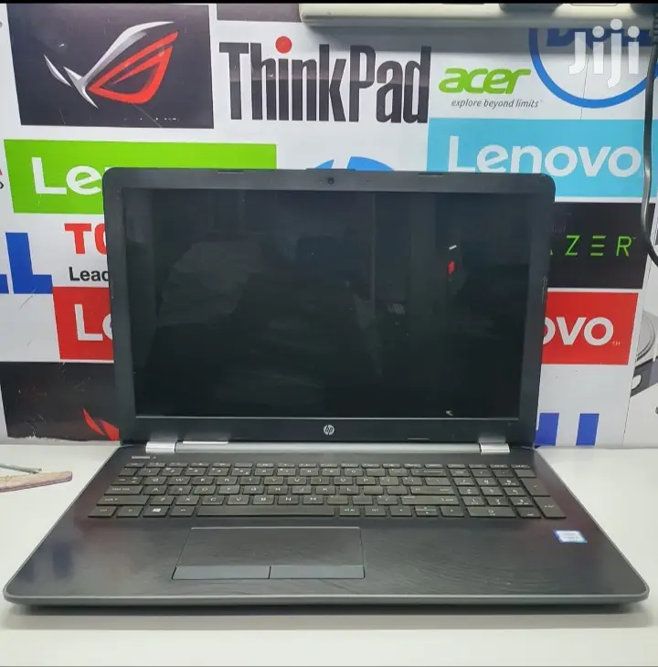 New Laptop HP 15-F272wm 4GB Intel Core I3 HDD 500GB