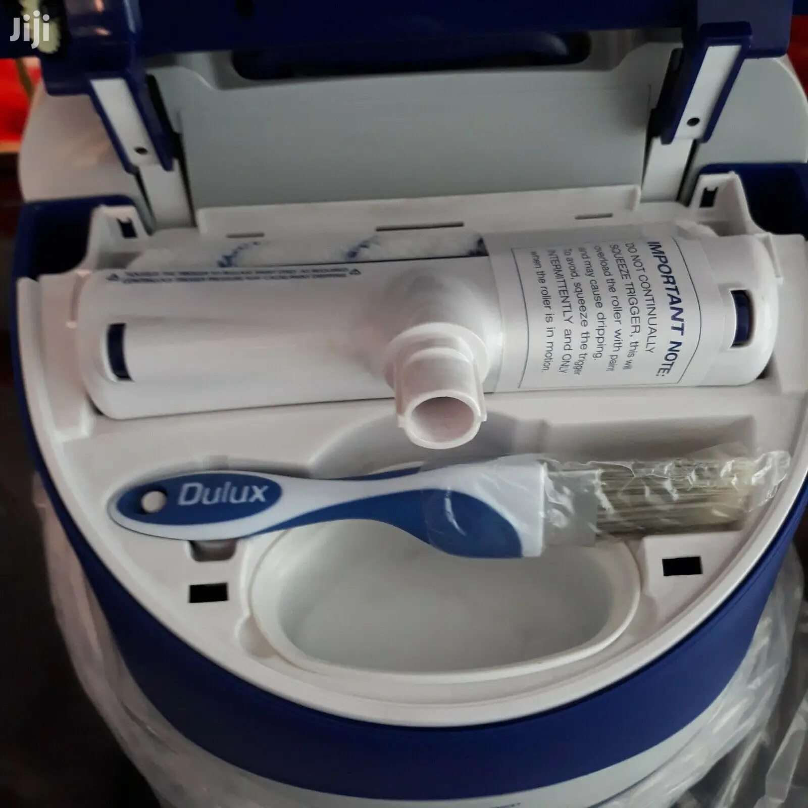 EX-UK Dulux Paint Pod