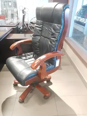 Exclusive Office Seat