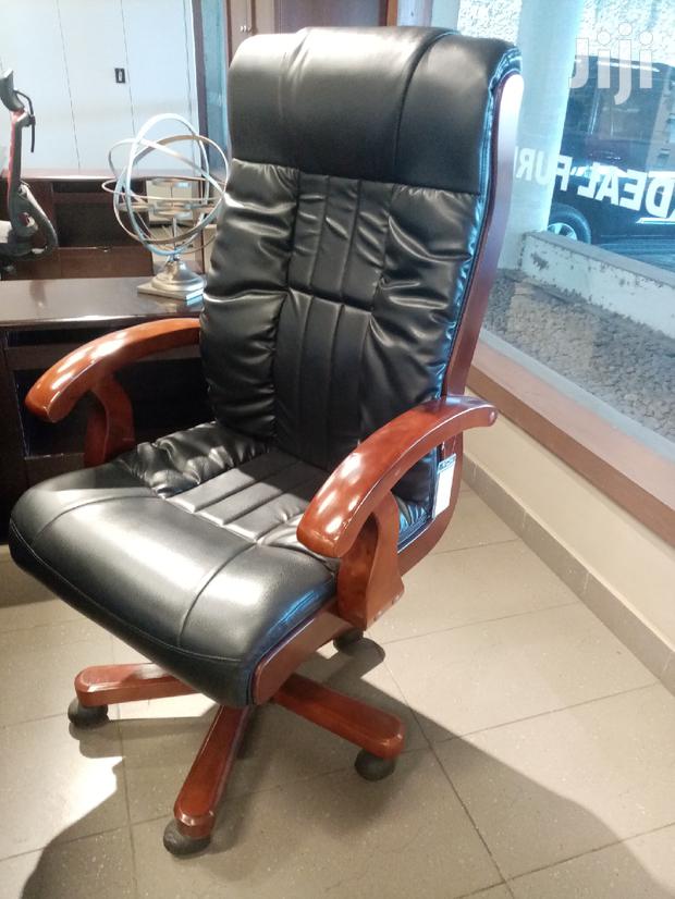 Ideal Comfy Office Chair - main view
